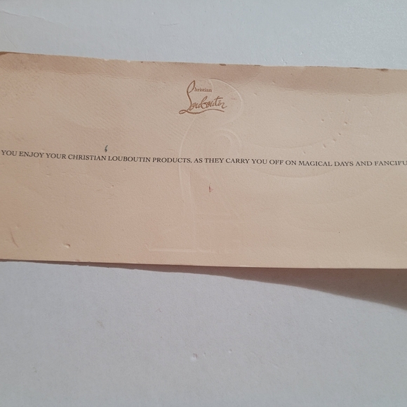 Christian Louboutin - Picture 5 of 6